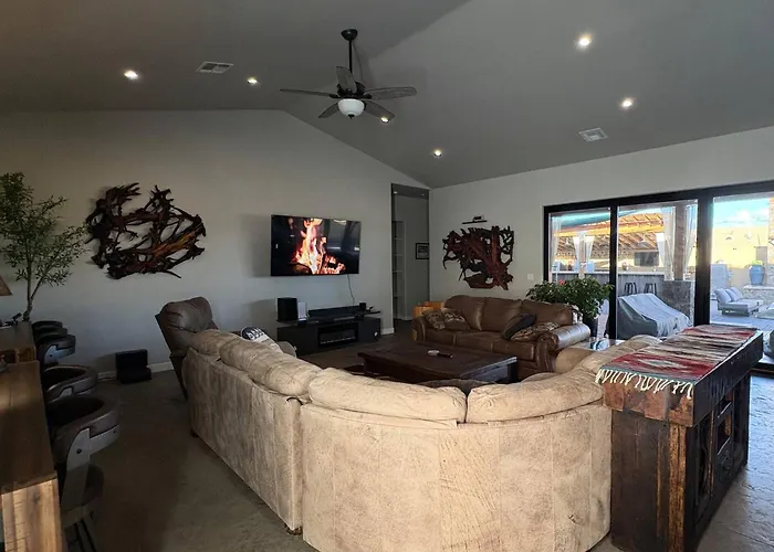 Сasa de vacaciones Grand Canyon Retreat 3bed 2ba Sleeps 10 Williams